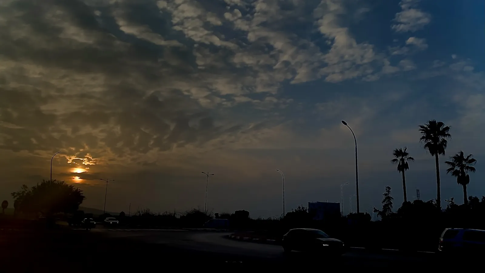 السفر بالسيارة في المغرب خلال رمضان: المواعيد والطرق ونصائح مفيدة
